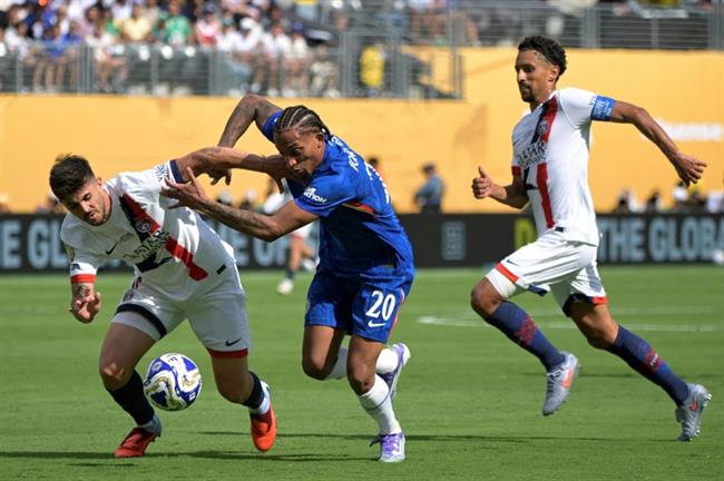 Marquinhos noi ve that bai cua PSG truoc Chelsea.