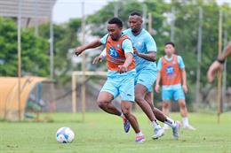 Ngoại binh Nam Định chấn thương, phải ra nước ngoài điều trị