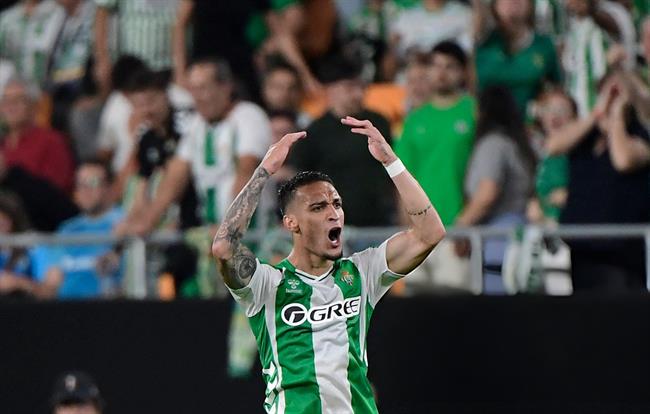 Antony toa sang truoc Nottingham