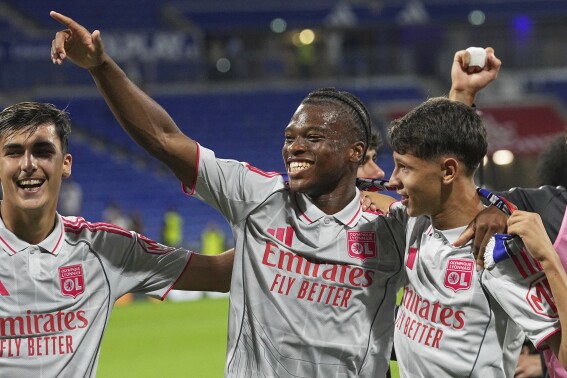 Nhận định Utrecht vs Lyon (02h00 ngày 269) Sư tử gầm vang 2