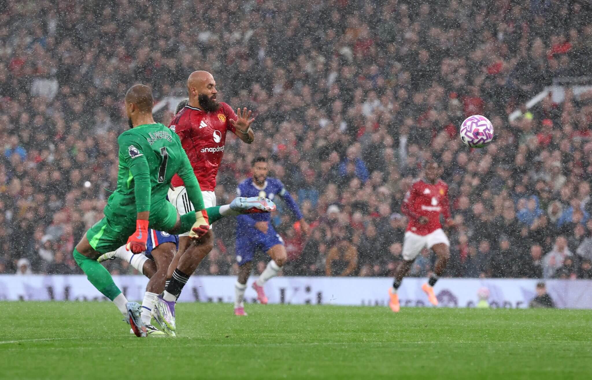Man Utd 2-1 Chelsea Chiến thắng nhưng vẫn còn nhiều nỗi lo cho Quỷ Đỏ 3